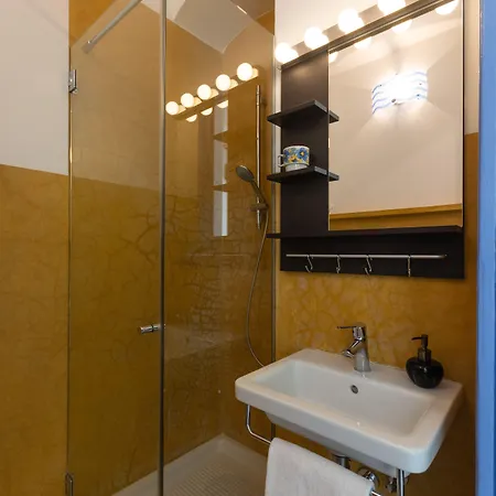 Cit Cozy Penthouse