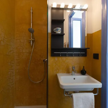 Cit Cozy Penthouse
