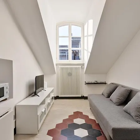 Cit Cozy Penthouse Appartamento