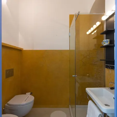 Apartment Cit Cozy Penthouse Turin